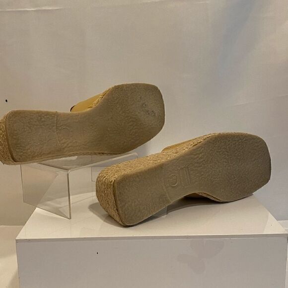 Etienne Aigner slide on   - Picture 4 of 4